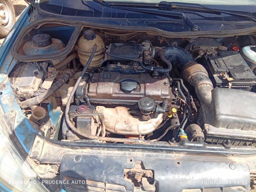 A picture of Peugeot 206 manual distress sale