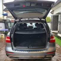 A picture of 2012 mercedes benz ML 350