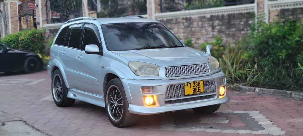 A picture of TOYOTA RAV4