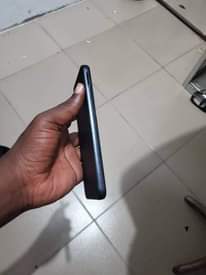 A picture of SAMSUNG A14 128 RAM 6 GB
