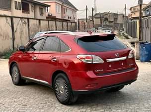 A picture of Lexus RX 350
