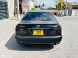 A picture of TOYOTA CROWN BEI 12 8