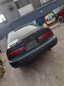 A picture of Toyota Camry tiny light V6 