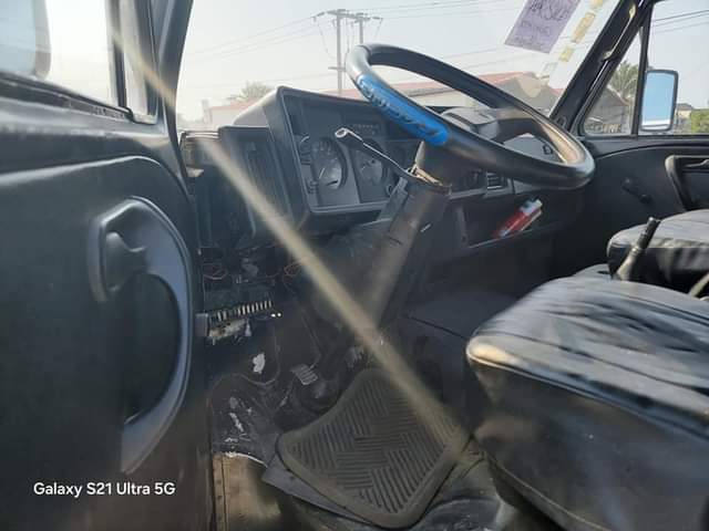 A picture of WELL PAINTED 95 BUY AND DRIVE 4MILLION NAIRA 150K COMMISSION