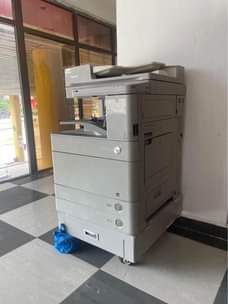 A picture of CANON heavy duty Photocopy Machine