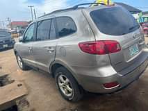 A picture of Hyundai santa fe nothing to fix