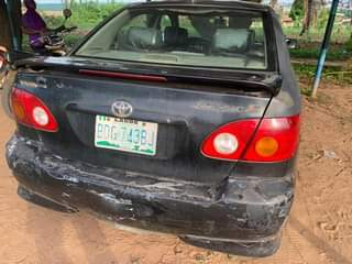A picture of Toyota corolla 2003