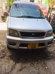 A picture of TOYOTA NOAH SR 40 IKO SOKONI BEI NI TSH 17
