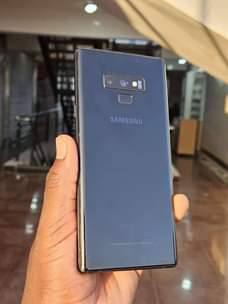 A picture of Samsung galaxy note 9 on quick sale with a simple