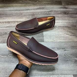 A picture of TSH 55 000 Size 40 45 255719748942 Bonyeza Whatsapp https