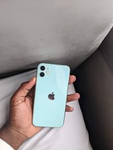 A picture of iPhone 11 64GB