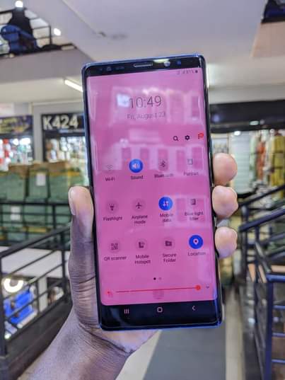 A picture of NOTE 8 SAMSUNG AT 250000