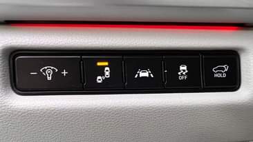 A picture of Kia Telluride SX 2021 for sale contact 971581753040