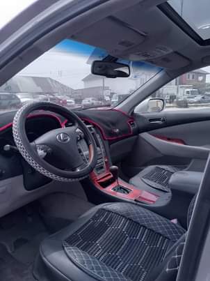 A picture of Lexus Es350