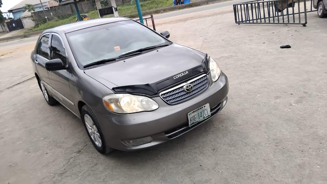 A picture of Sharp Toyota Corolla 2004 model sound engine gear ac chilling