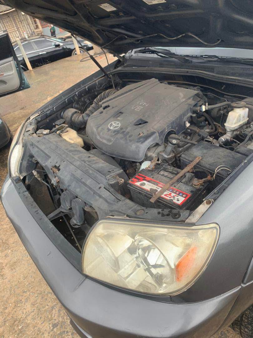 A picture of Toyota 4Runner 2006
