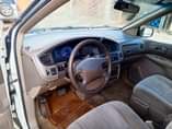 A picture of Toyota sienna 2002 model