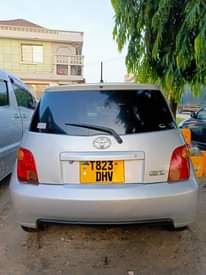 A picture of 8 8m 0688147887