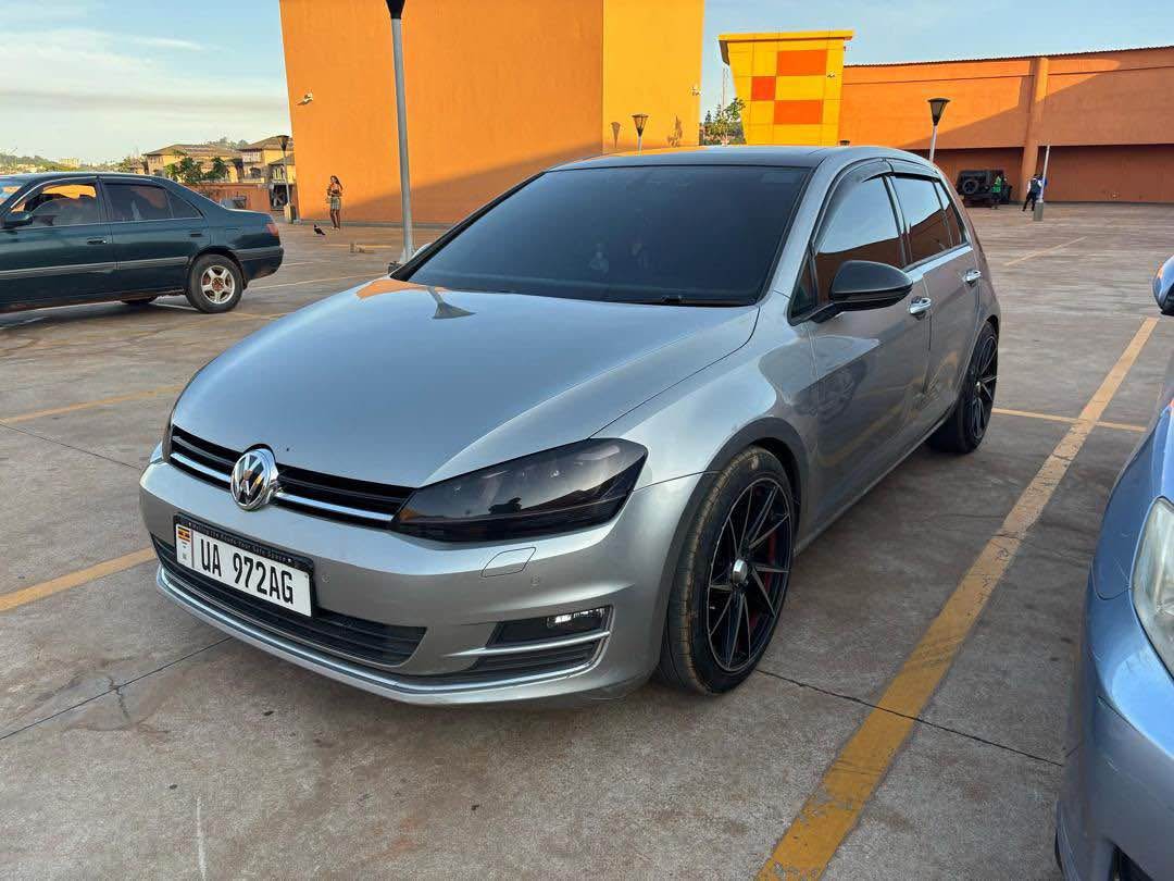 A picture of GOLF6 VW BLUEMOTION 2016 MODEL 0701787089 0757913971