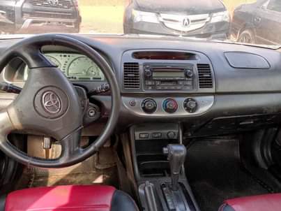 A picture of Registered Toyota Camry SE 05