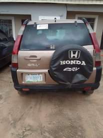 A picture of 2004 HONDA CRV JEEP 2004 Honda CRV SUV