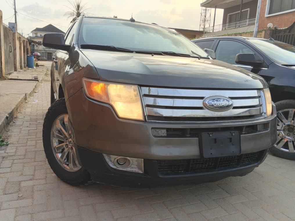 A picture of CHRISTMAS PROMO 2 UNIT OF TOKS STANDARD FORD EDGE 2009