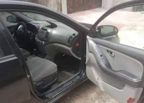 A picture of Hyundai Elantra 2008 V4 Engine and gear Ac chilling first