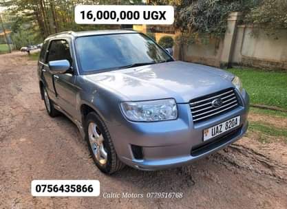 A picture of 2001 Toyota Harrier 2 2