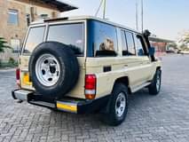 A picture of LX TSH MIL 77 CALL 0657550550 0748481460