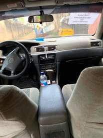 A picture of Toyota Camry 02 2m