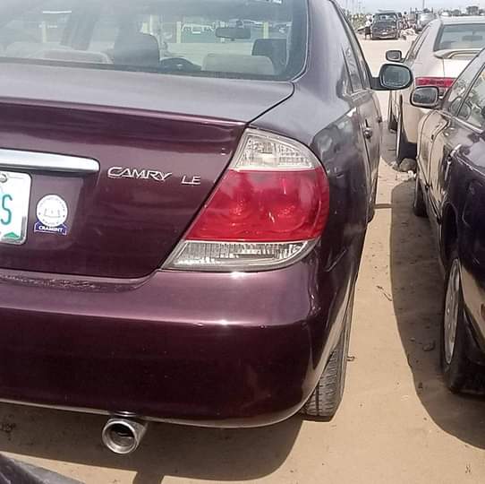 A picture of 2006 TOYOTA Camry 4 Plugs