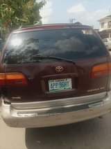 A picture of Toyota sienna 08064016002