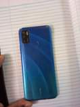 A picture of 230k spark 5 air 32gb 2gb ram 500mah