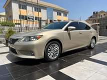 A picture of Lexus ES350