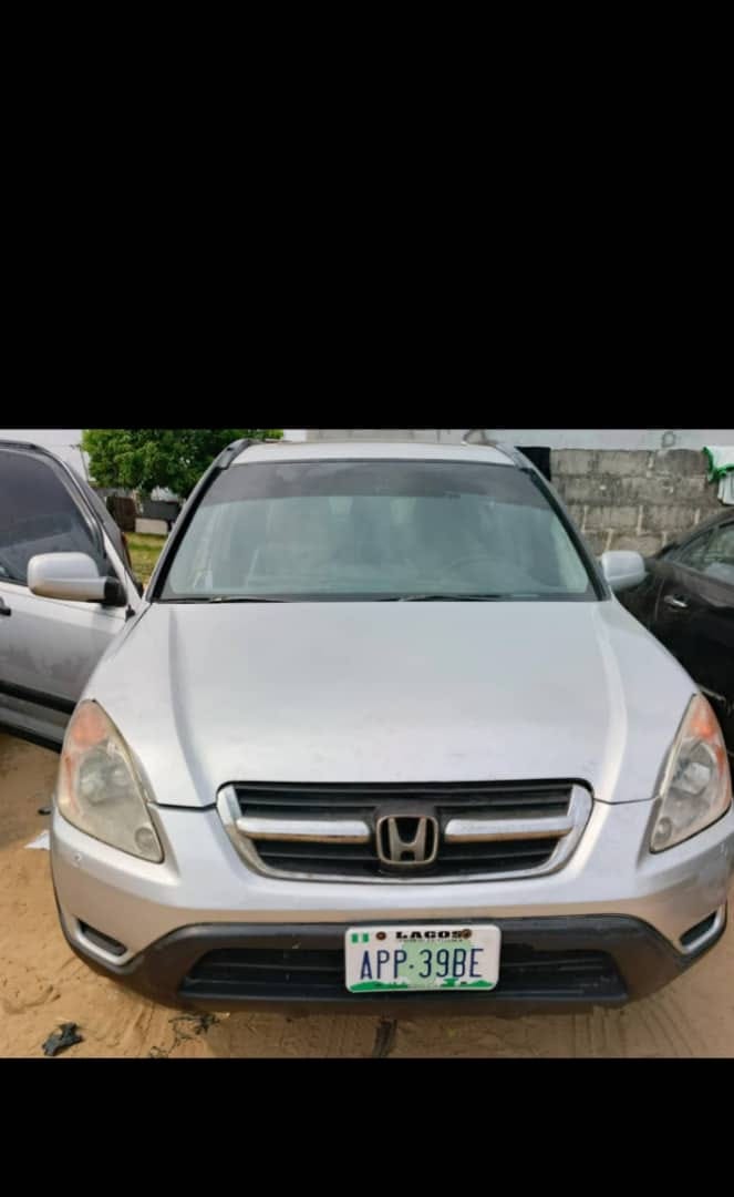 A picture of Honda CR V