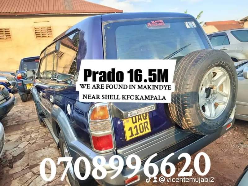 A picture of WE BUY AND SELL USED CARS CONTACT US ON 0708996620