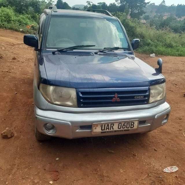 CAR L.