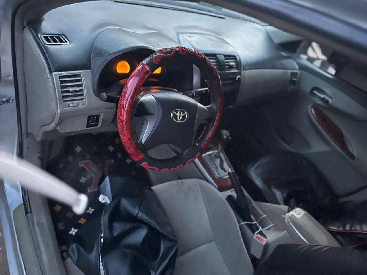 A picture of 2011 Toyota corolla