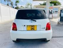 A picture of TOYOTA IST
