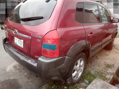 A picture of PRICE SLASHEDN1 550k Now N1 300k 2004 Hyundai Tucson 4wd
