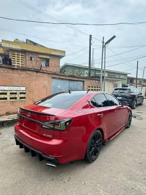 A picture of KinzzyAuto s LTD 08109018982 9 300 000 Refer and earn