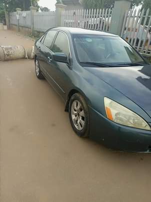 A picture of Honda Accord 2005 4plugs