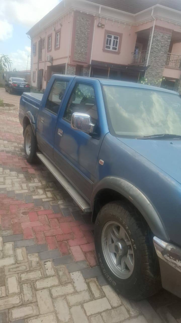 A picture of Isuzu direct dizu engine 4 plug please call 08022641690
