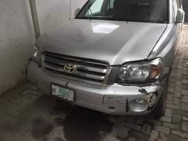 A picture of DEALER MARKET 2005 registered Highlander 3rows untouched complete first body