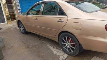 A picture of 2004 Toyota 2 4 camry big daddy