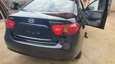 A picture of Hyundai elantra 2011 Automatic transmission Flashed on first body Engine