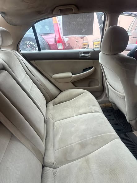 A picture of Honda Accord 09 06 model Honda dc