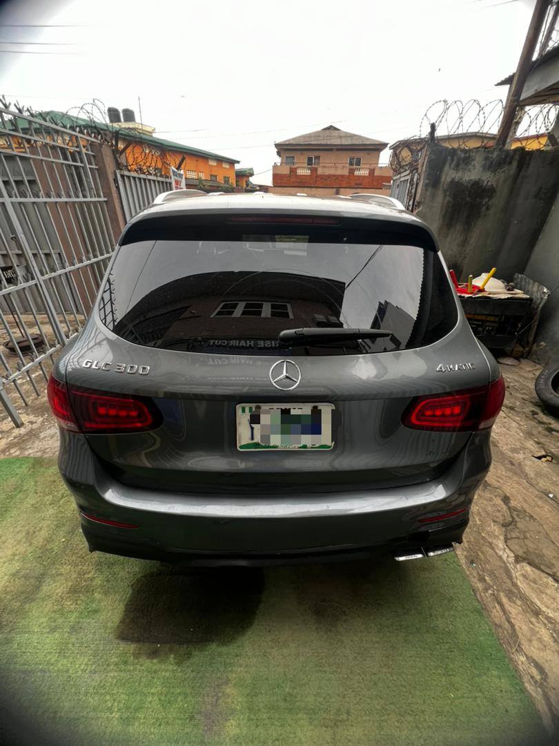 A picture of  Dealers deal Registered Mercedes Benz Glc300 2017 full option