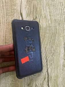 A picture of Super Samsung galaxy J7