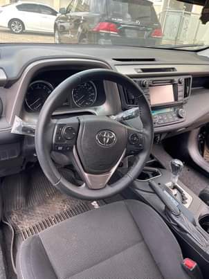 A picture of Toyota RAV4 2016